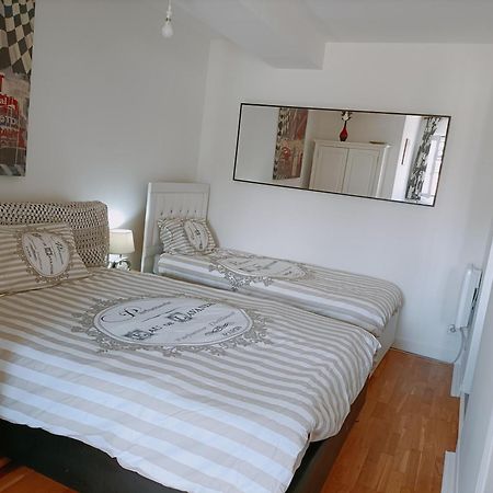 Charmant Appartement Independant, 5 Mn De Rouen, Avec Terrasse, Refait A Neuf Franqueville-Saint-Pierre Exterior foto